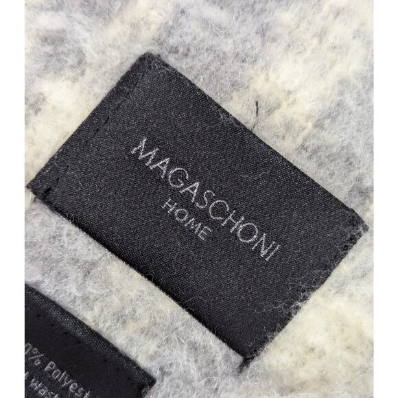 NWOT! MAGASCHONI HOME! ETHEREALLY FLUFFY WOOL BLEND CREAM, GRAY THROW BLANKET! - Picture 6 of 12